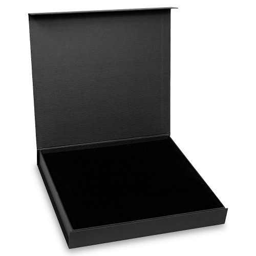 Подарочная коробка, размер 29,5x40,5x8 см, Solution Prestige с магнитным клапаном, черная, с черным ложементом под вырубку Подарочная коробка, размер 29,5x40,5x8 см, Solution Prestige с магнитным клапаном, черная, с черным ложементом под вырубку