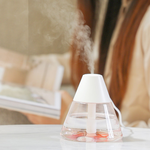 Светодиодный USB увлажнитель-аромадиффузор Cone, белый Светодиодный USB увлажнитель-аромадиффузор Cone, белый